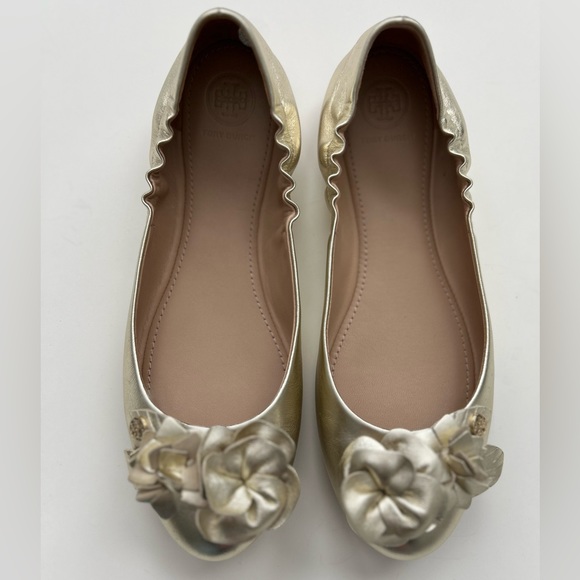 Tory Burch Blossom Ballet Flat Grained Metallic in Spark Gold - Picture 5 of 9